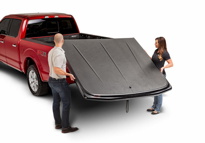 Tonneau cover outlet tent conversion